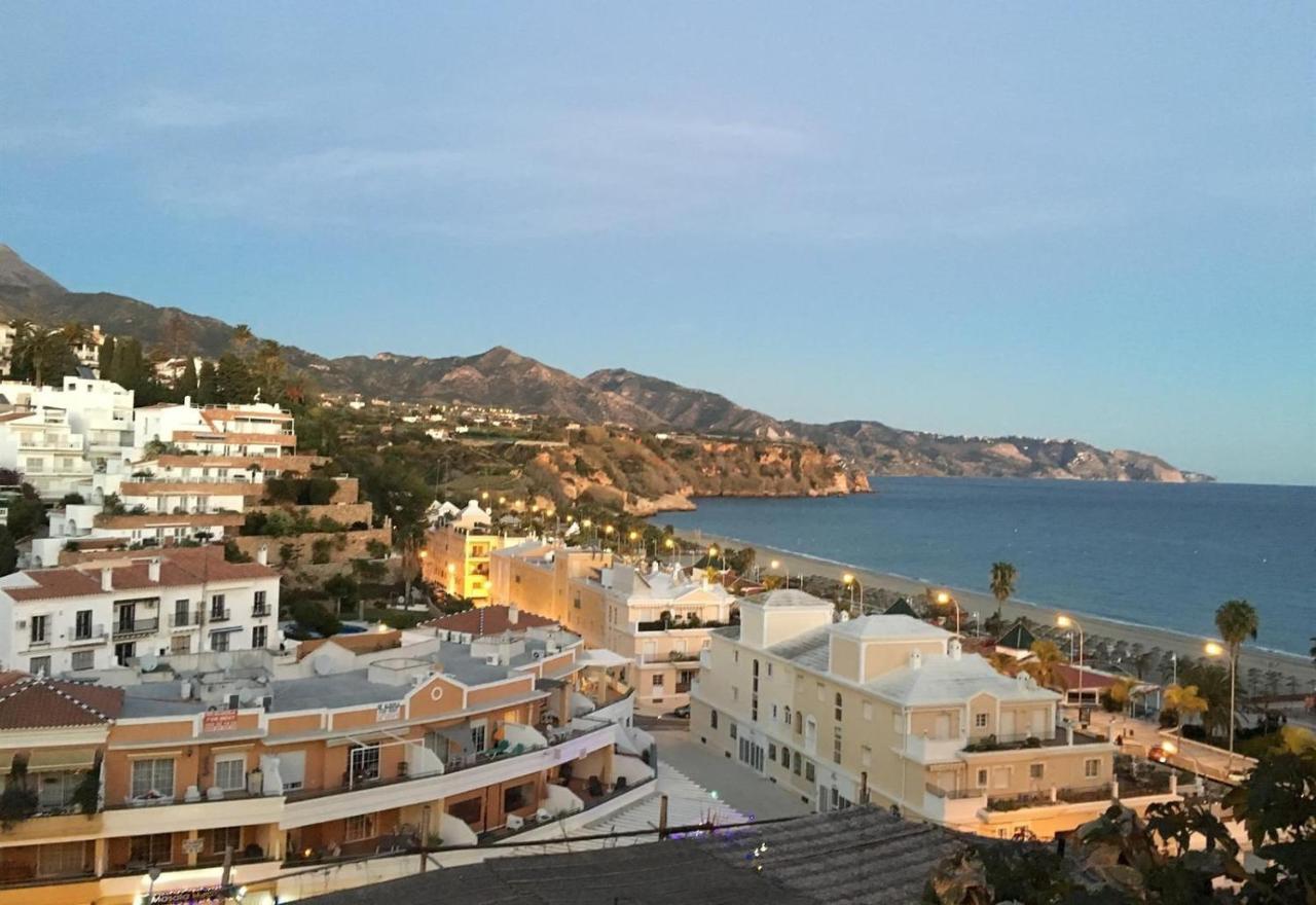 Valparaiso - Burriana Beach Nerja Exterior photo